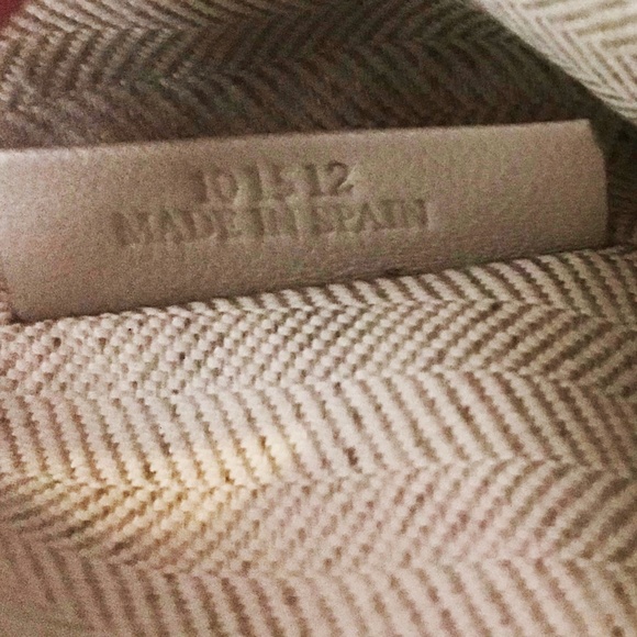 NWOT Loewe Black Embossed Handbag - Picture 8 of 8